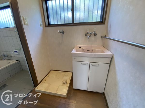寝屋川市秦町の中古一戸建て