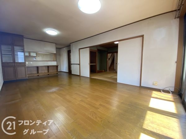 寝屋川市秦町の中古一戸建て