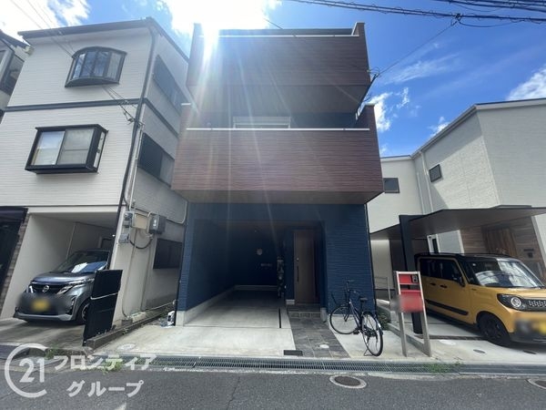 枚方市三栗２丁目の中古一戸建て
