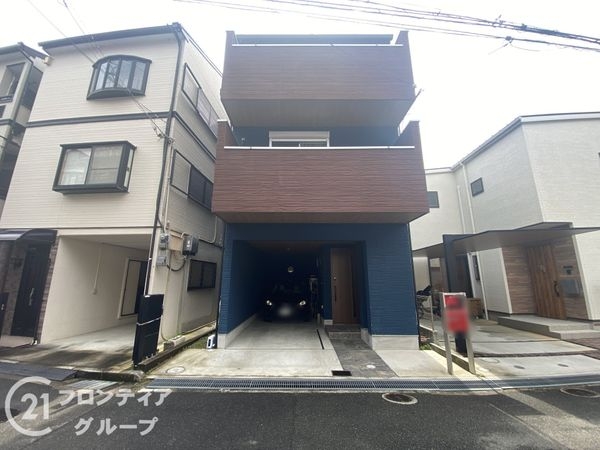 枚方市三栗２丁目の中古一戸建て