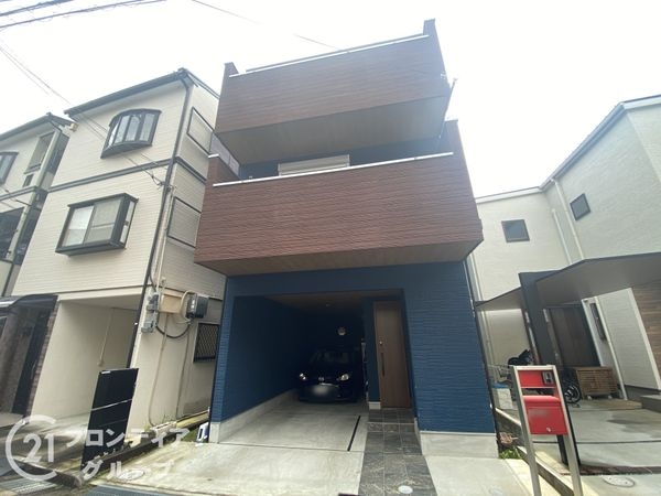 枚方市三栗２丁目の中古一戸建て