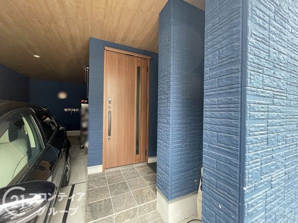 枚方市三栗2丁目　中古一戸建て