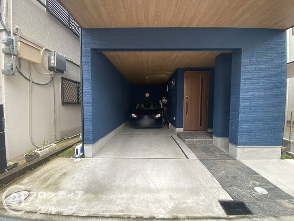 枚方市三栗2丁目　中古一戸建て