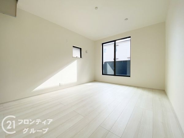 寝屋川市太秦中町　新築一戸建て　２３－１期　全１区画