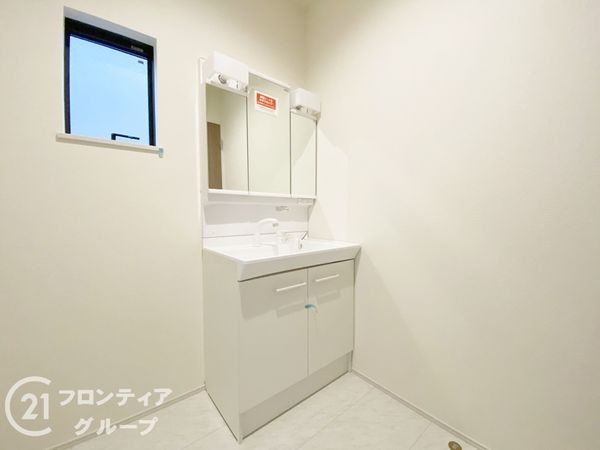 寝屋川市太秦中町　新築一戸建て　２３－１期　全１区画