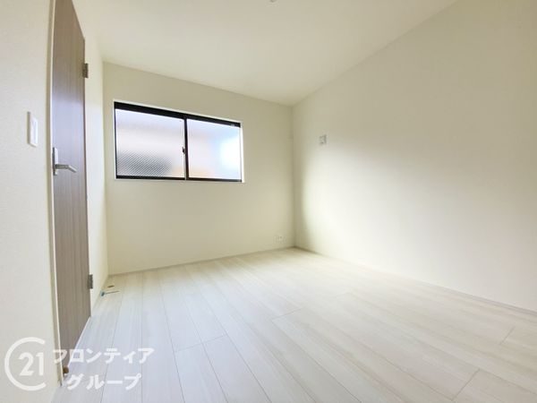 寝屋川市太秦中町　新築一戸建て　２３－１期　全１区画