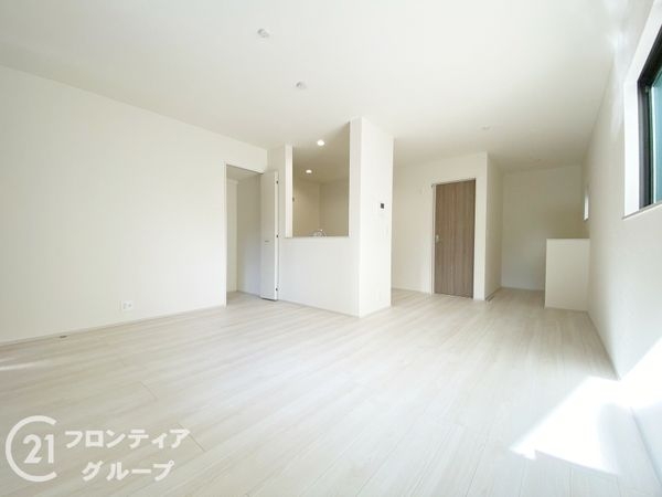 寝屋川市太秦中町　新築一戸建て　２３－１期　全１区画