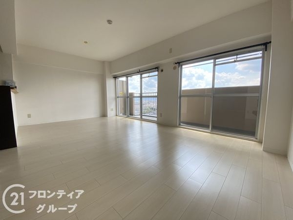グリーンタウン香里ヶ丘B棟　中古マンション