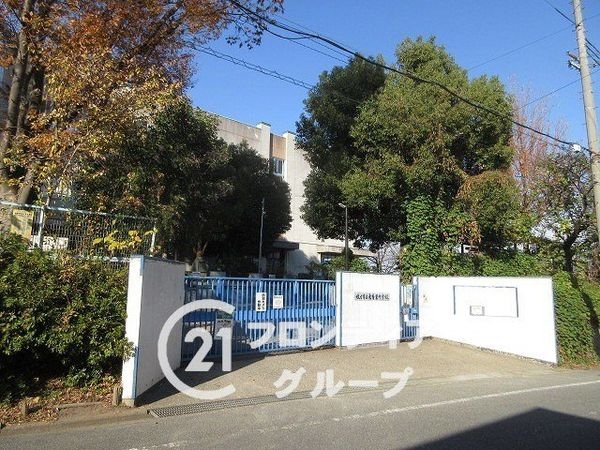 枚方市東香里元町の土地(枚方市立東香里中学校)