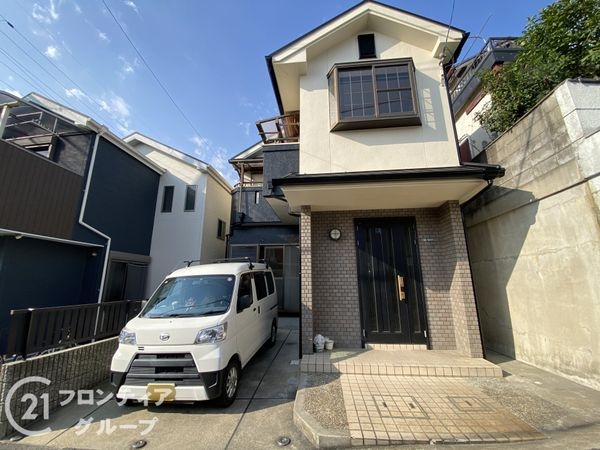 寝屋川市国松町　中古一戸建て
