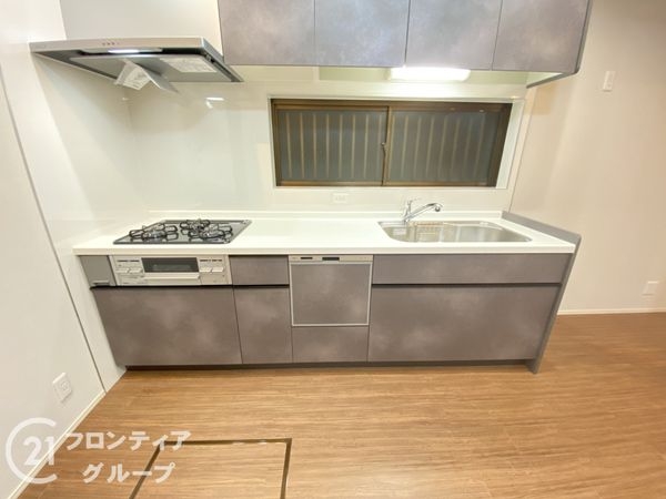 寝屋川市国松町　中古一戸建て