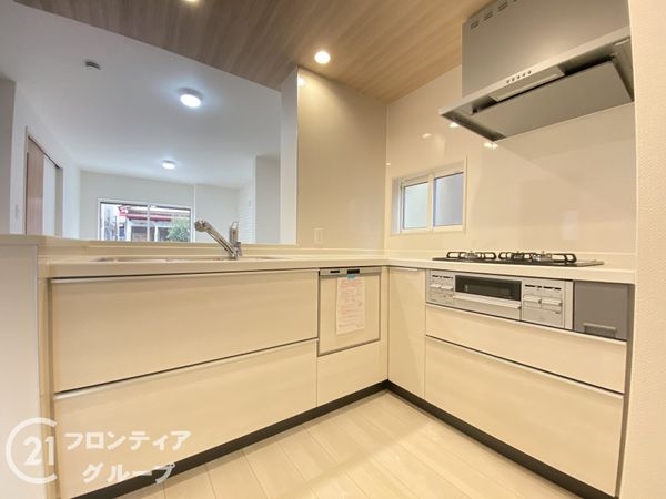 枚方市堂山２丁目　新築一戸建て　１期　全１区画
