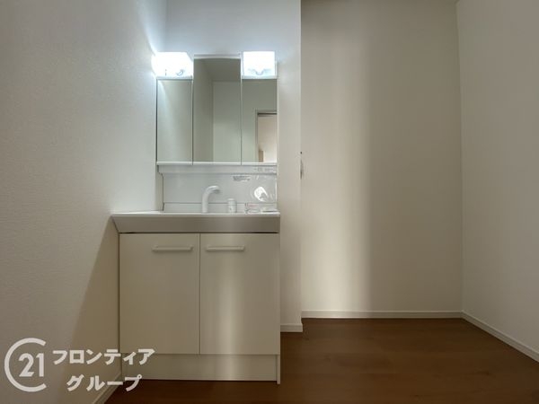 枚方市村野東町　新築一戸建て　１期　１号棟