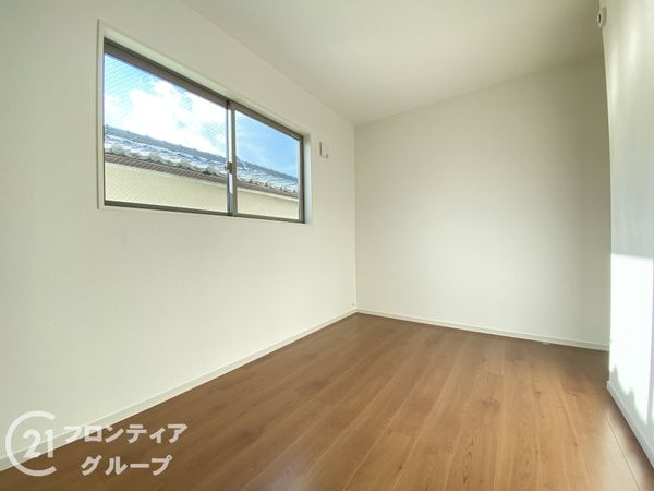 枚方市村野東町　新築一戸建て　１期　１号棟