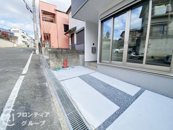 枚方市村野東町　新築一戸建て　１期　１号棟