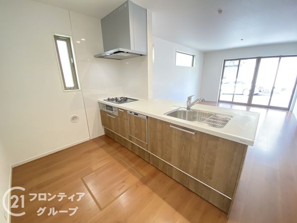枚方市村野東町　新築一戸建て　１期　１号棟