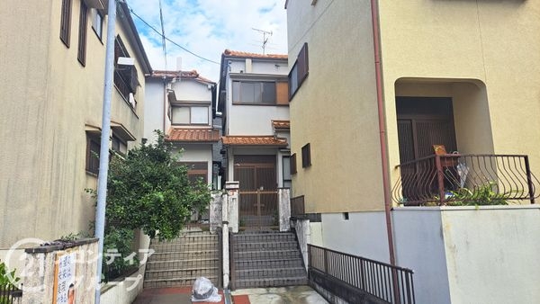 枚方市津田駅前２丁目の中古一戸建て