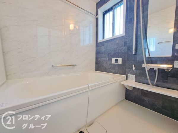 交野市松塚　中古一戸建て