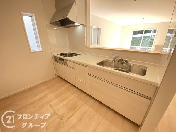 交野市私市６丁目　新築一戸建て　第１１　５号棟
