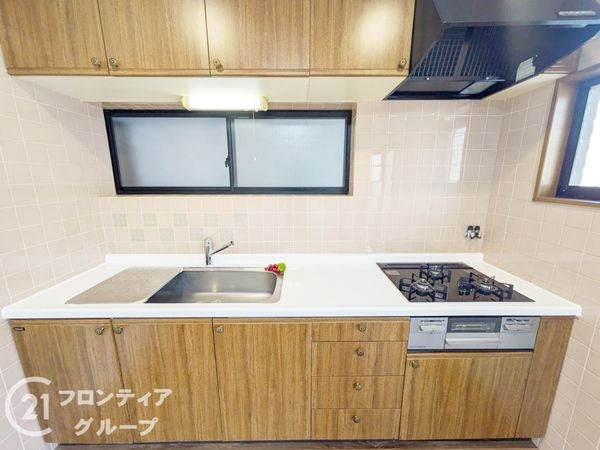 枚方市東田宮１丁目　中古一戸建て