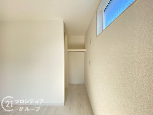 寝屋川市若葉町　新築一戸建て　５期　全１区画