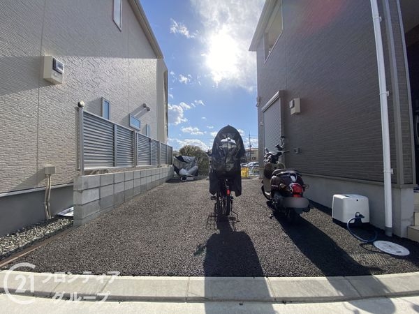 枚方市春日元町2丁目　中古一戸建て