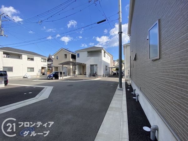 枚方市春日元町2丁目　中古一戸建て