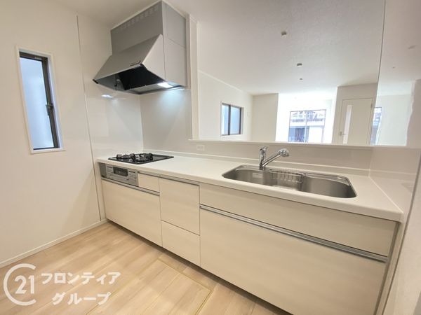 交野市倉治６丁目　新築一戸建て　第３４　１期　２号棟