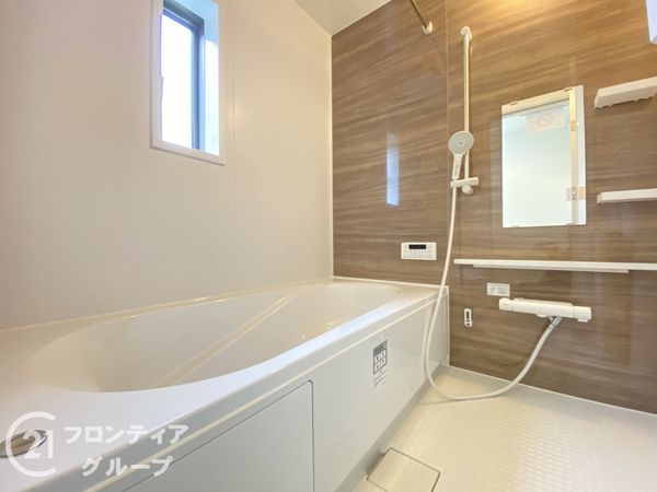 交野市倉治６丁目　新築一戸建て　第３４　１期　２号棟