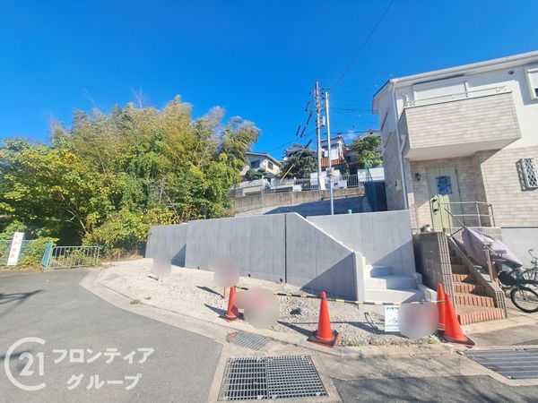 枚方市楠葉中之芝１丁目　新築一戸建て　全1区画