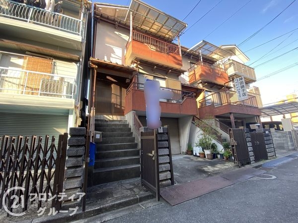 寝屋川市長栄寺町の中古一戸建て