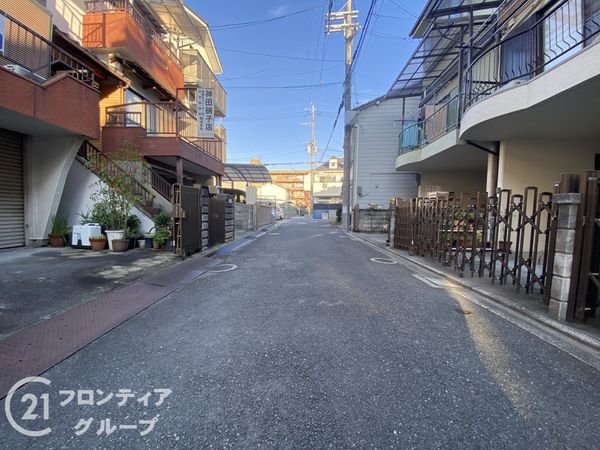寝屋川市長栄寺町　中古一戸建て