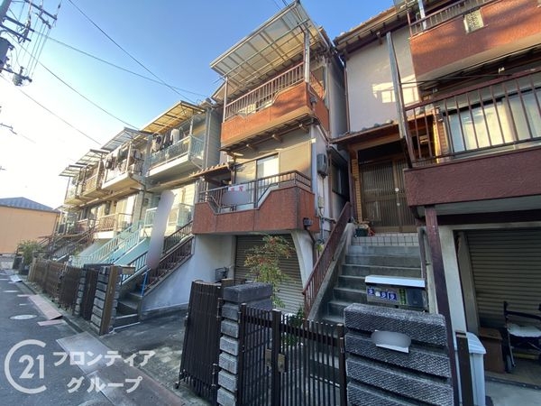 寝屋川市長栄寺町の中古一戸建て