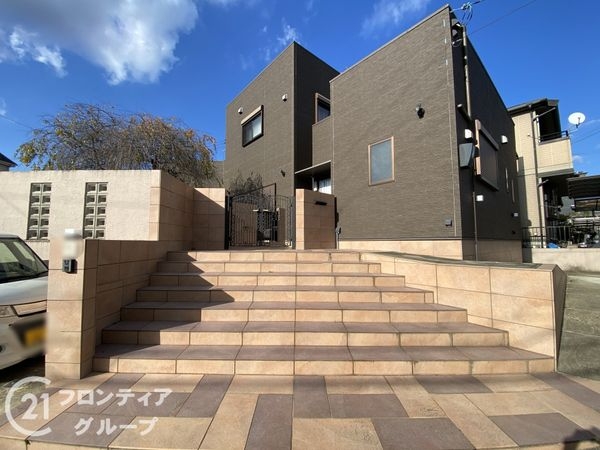 枚方市氷室台1丁目　中古一戸建て