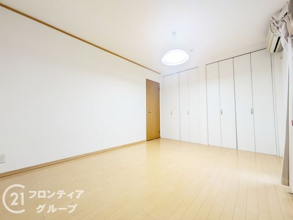 枚方市磯島茶屋町の中古一戸建て