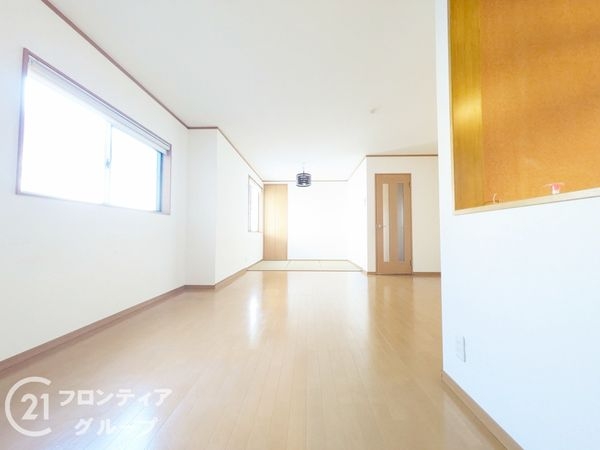 枚方市磯島茶屋町の中古一戸建て
