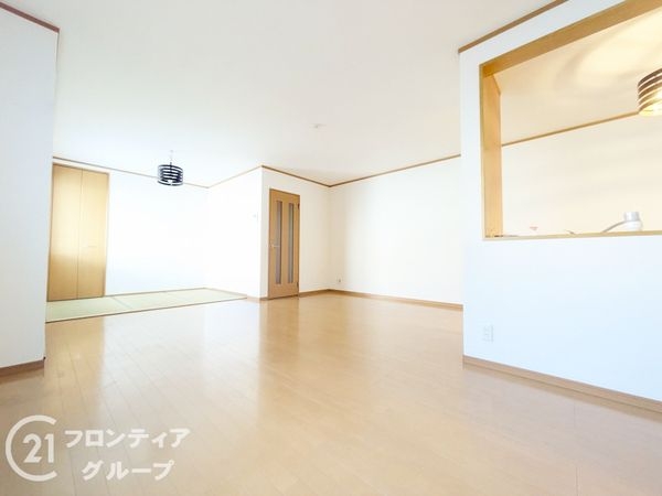 枚方市磯島茶屋町の中古一戸建て