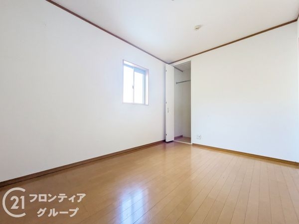 枚方市磯島茶屋町の中古一戸建て