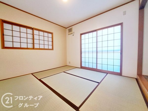 寝屋川市高柳４丁目の中古一戸建て