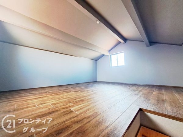 寝屋川市高柳４丁目の中古一戸建て