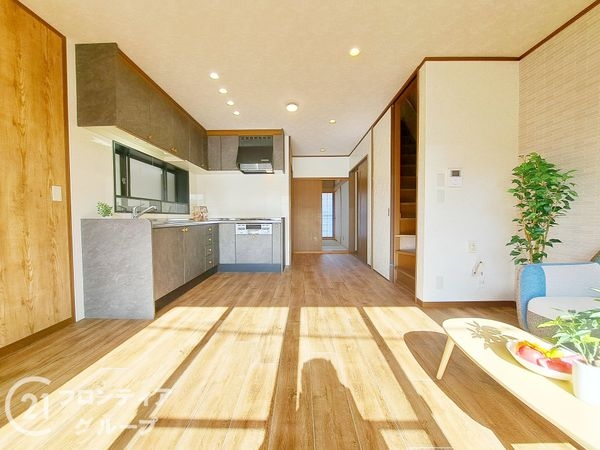 寝屋川市高柳４丁目の中古一戸建て