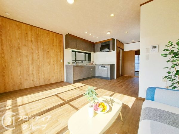 寝屋川市高柳４丁目の中古一戸建て