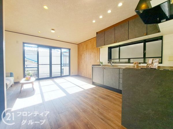 寝屋川市高柳４丁目の中古一戸建て