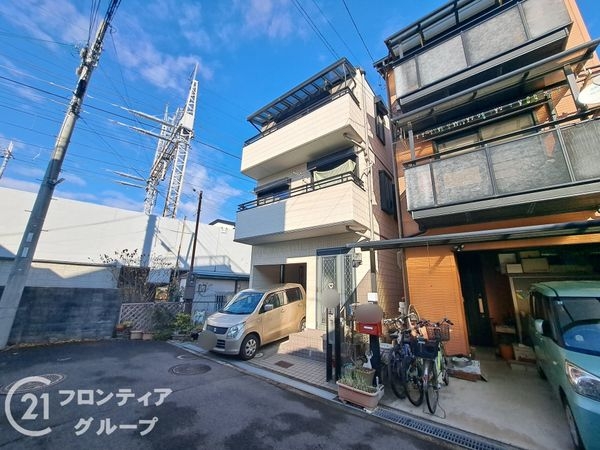枚方市牧野阪１丁目の中古一戸建て