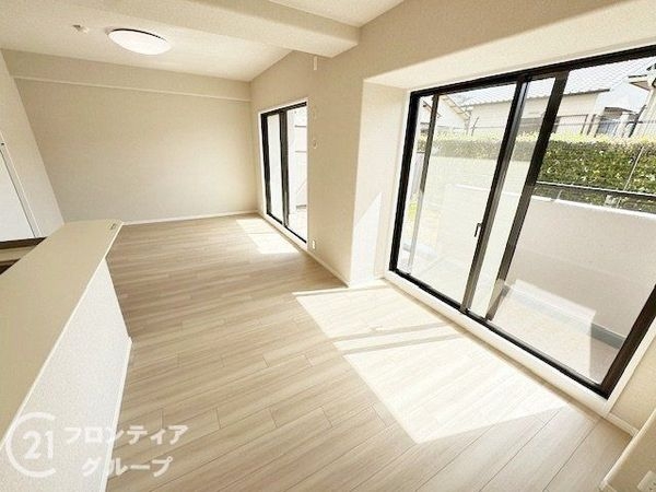 ステイツ枚方・長尾ヒルズ　中古マンション