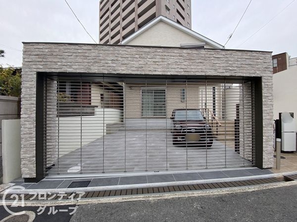 寝屋川市東香里園町の中古一戸建て