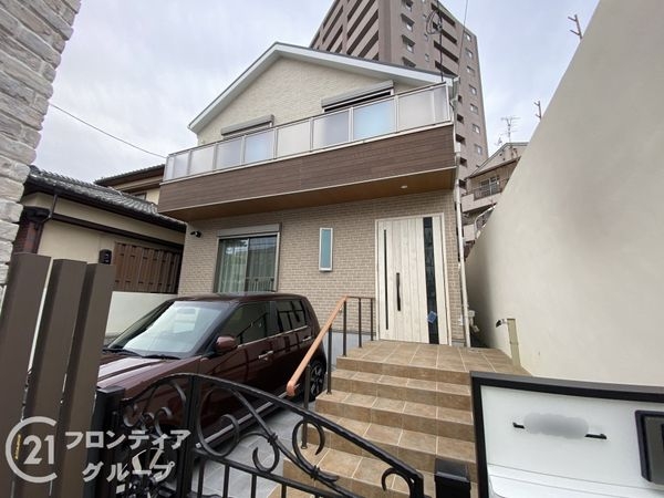 寝屋川市東香里園町の中古一戸建て