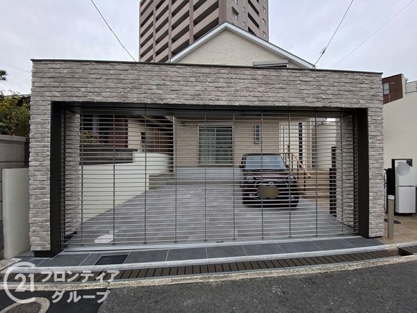 寝屋川市東香里園町の中古一戸建て