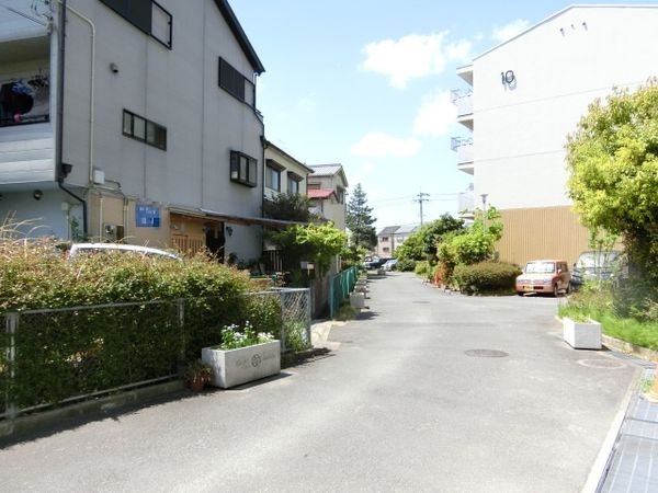 寝屋川市春日町6丁目　中古一戸建て