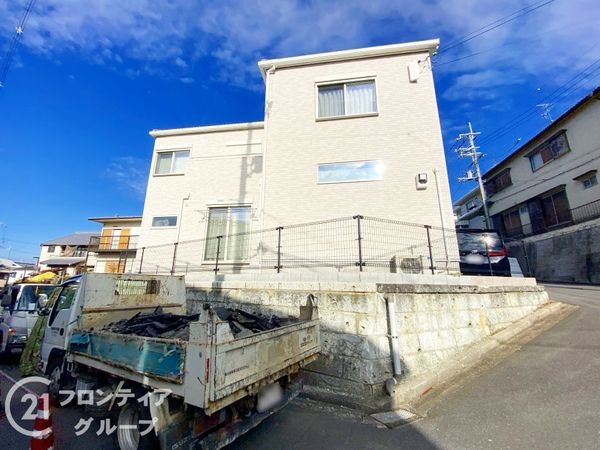 枚方市茄子作１丁目の中古一戸建て